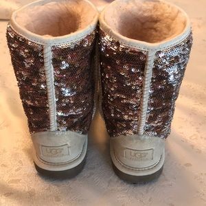 Sparkle uggs